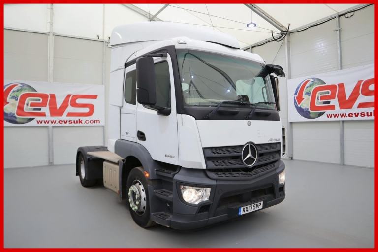 2017 (17 PLATE) Mercedes Benz Actros 1840 4x2 Euro 6 Tractor Units