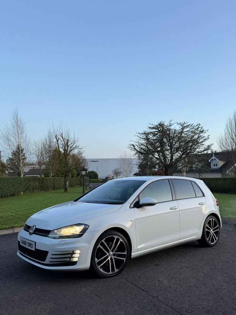 Volkswagen, GOLF, Hatchback, 2017, Manual, 1968 (cc), 5 doors