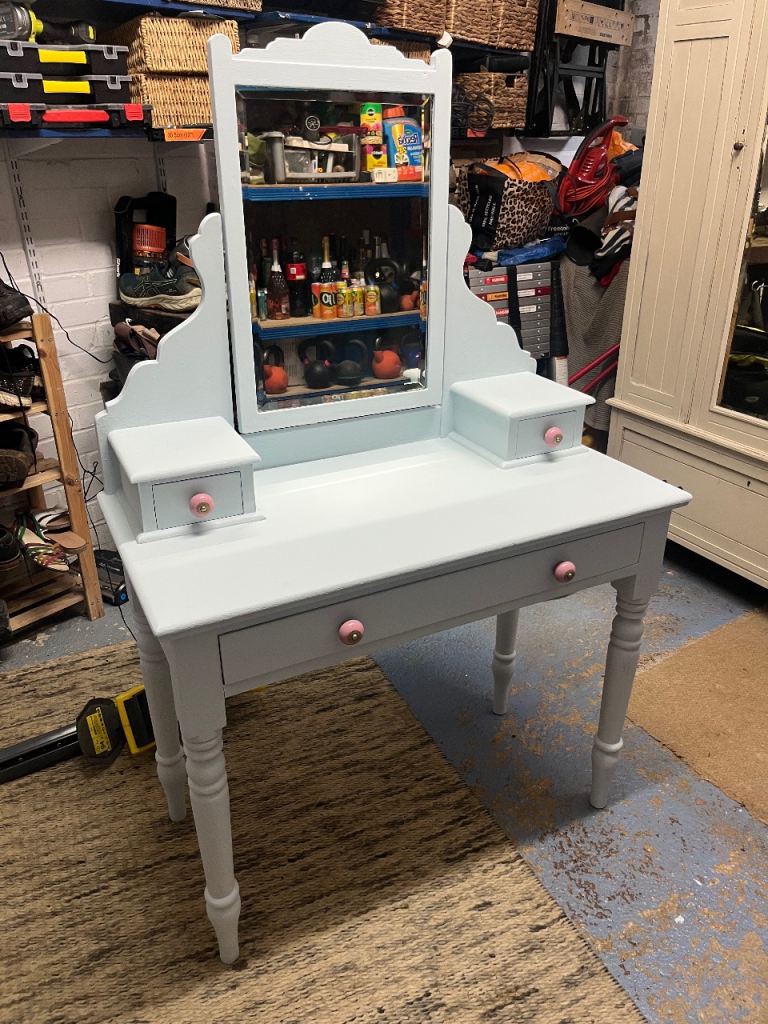 Vintage solid wood dressing table