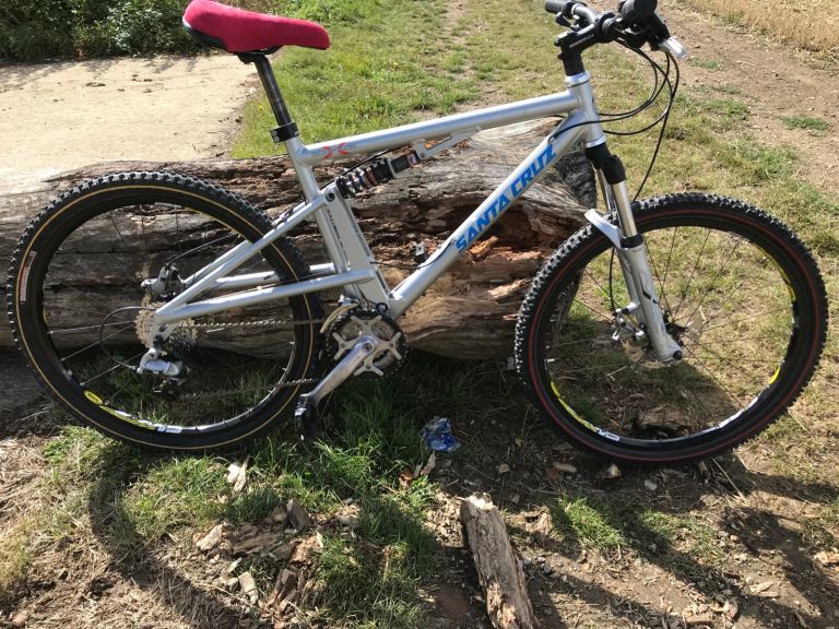 Santa Cruz heckler x, 26 wheels, 19 frame, 3x8 speed 