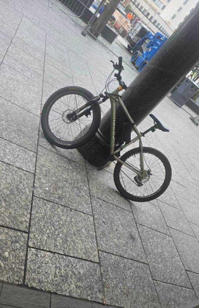 Mountain Bike for Sale – Excellent Condition