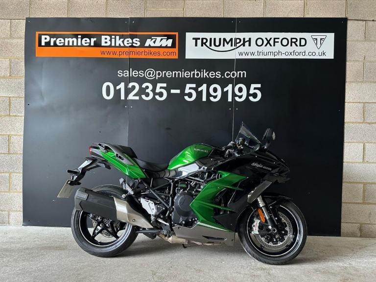 STUNNING ONE OWNER 2023/23 KAWASAKI NINJA H2 SX MOTORCYCLE