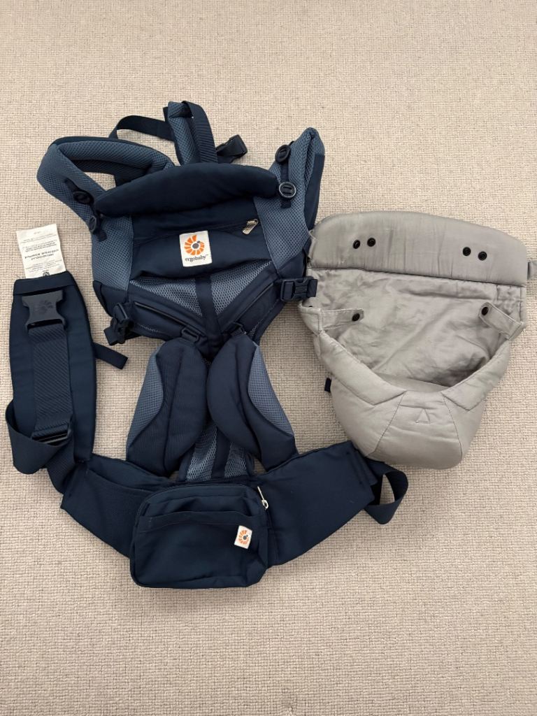 Ergobaby Baby Carrier with Infant Insert – Blue, Good Condition