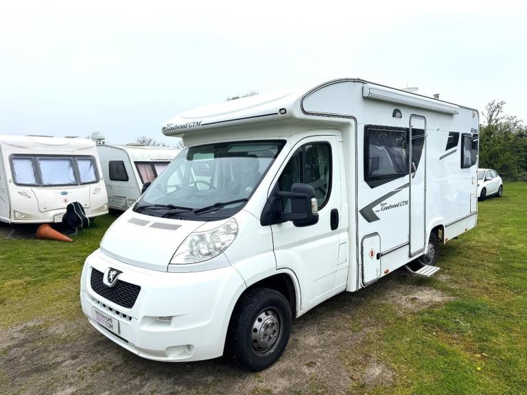 Elddis Autoquest 155 Rear Fixed Bed Washroom Motorhome For Sale