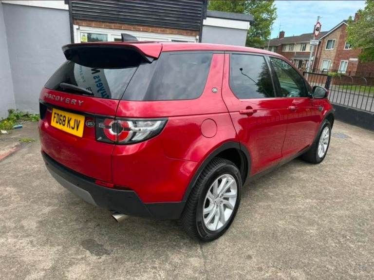 LANDROVER DISCOVERY SPORTS AUTO (7 SEATER)