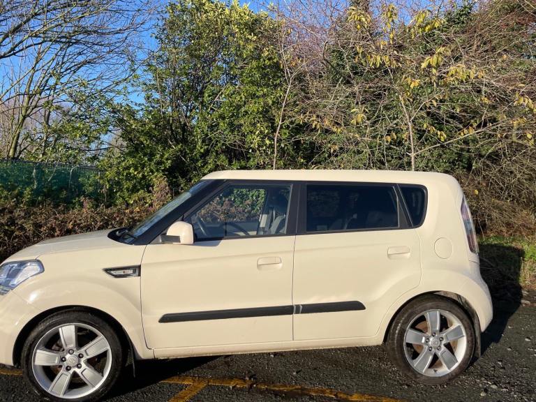 KIA SOUL 1.6 SHAKER 2009 REG PLATES INCLUDED 5 DOOR 1 OWNER MOT AUGUST 9TH 2026 LOW INSURANCE