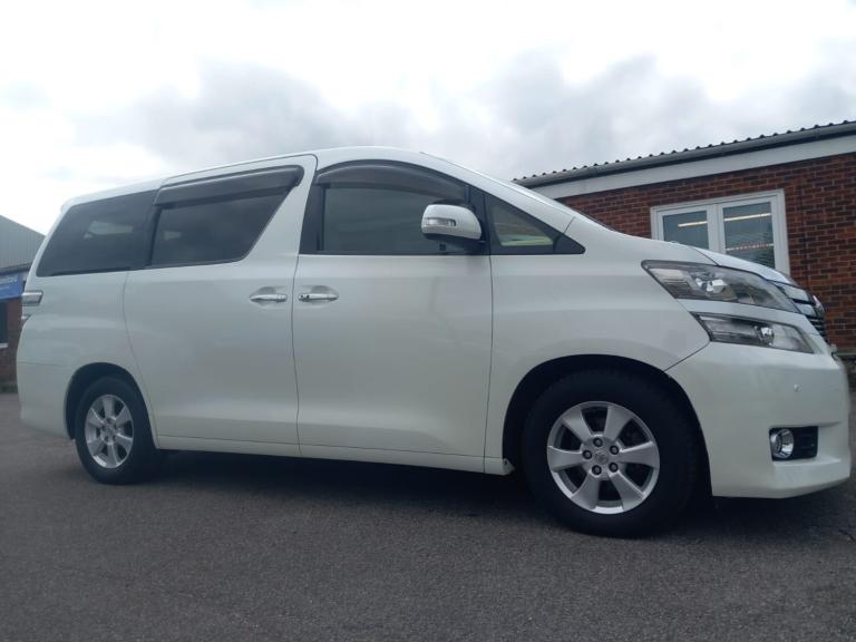 2012 Toyota Vellfire 2.4 Automatic Luxury People Carrier MPV Petrol Automatic