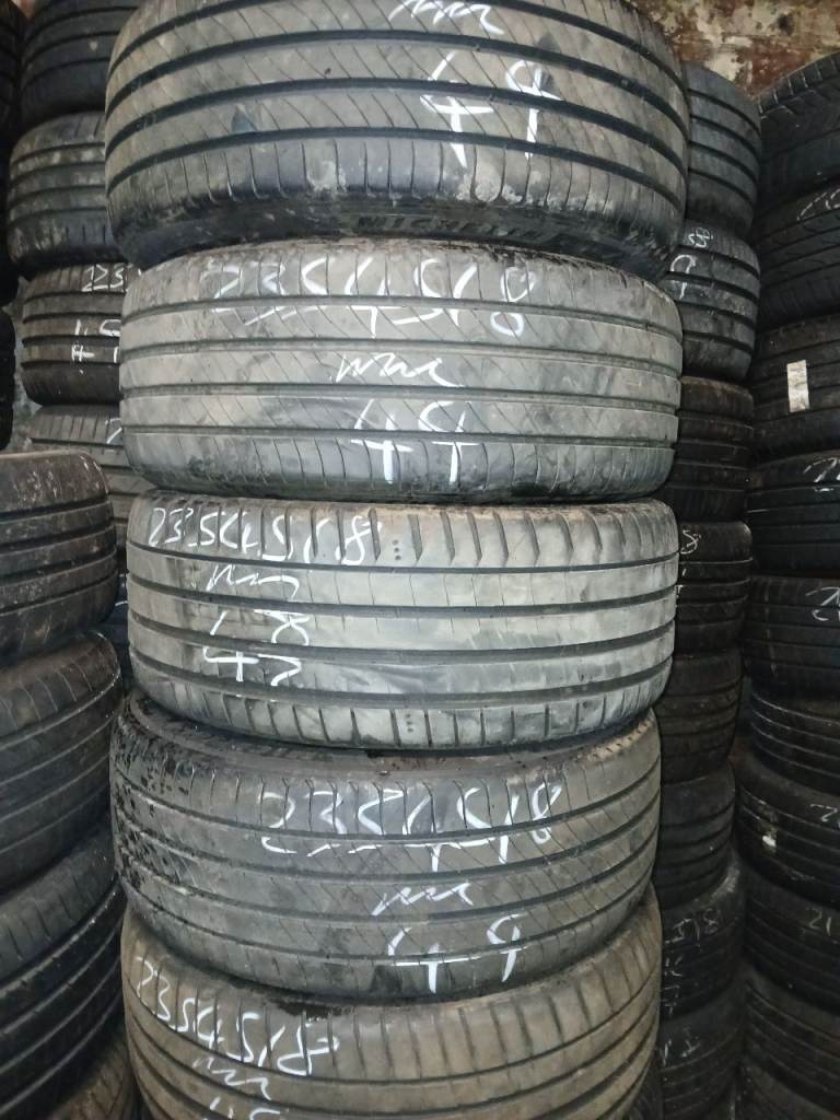 235 45 18 PART WORN TYRES MATCHING SET USED TYRES