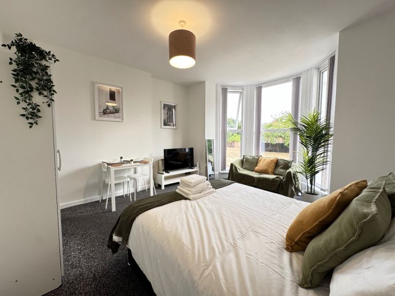 ONE/Studio Flat In Kidderminster ALL BILLS INCLUDED