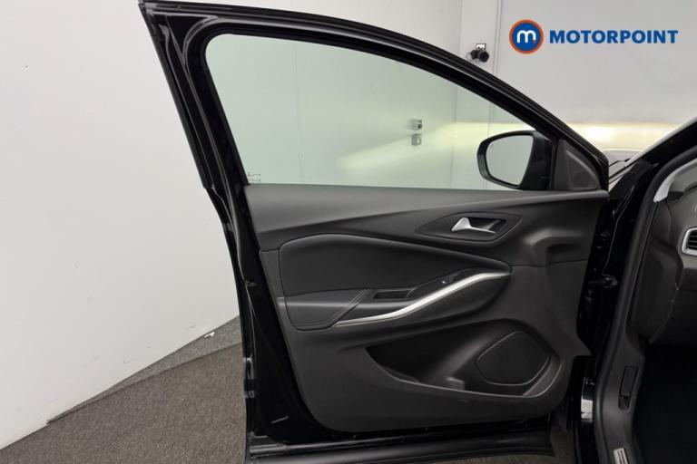 2022 Vauxhall Grandland 1.2 Turbo Ultimate 5dr HATCHBACK PETROL Manual