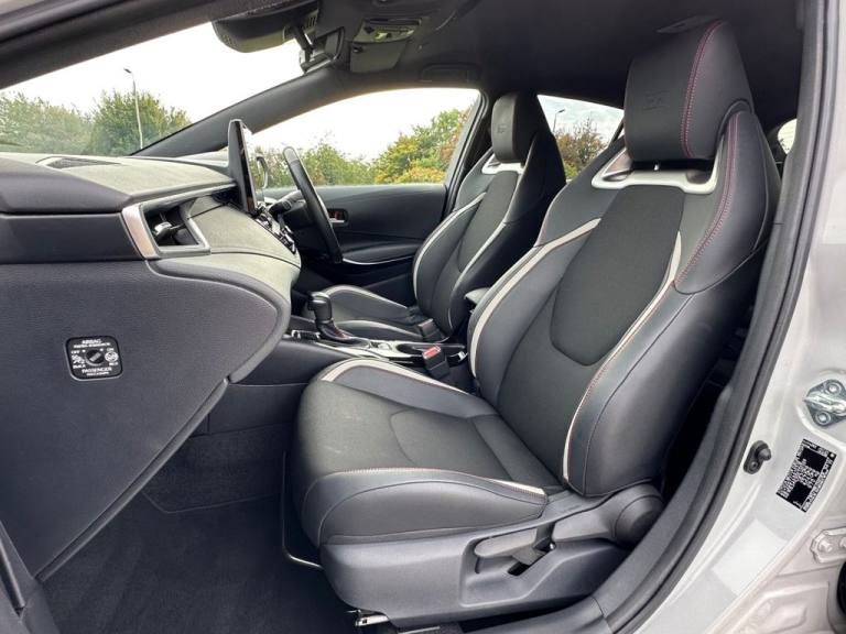 2024 Toyota Corolla 2.0 VVT-h GR SPORT Hatchback 5dr Petrol Hybrid CVT Euro 6 (s/s) (196 ps) Hatc...