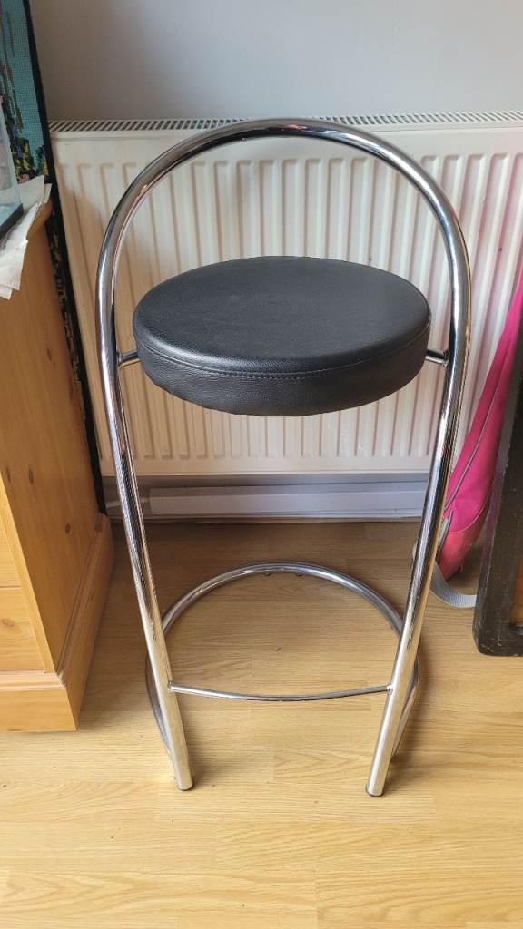 Breakfast bar stool 