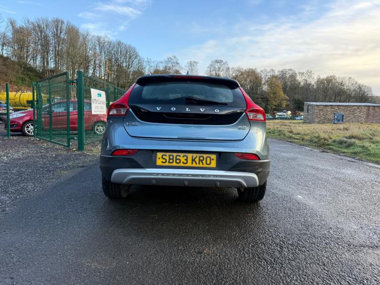 2013 Volvo V40 D2 Cross Country Lux 5dr HATCHBACK Diesel Manual