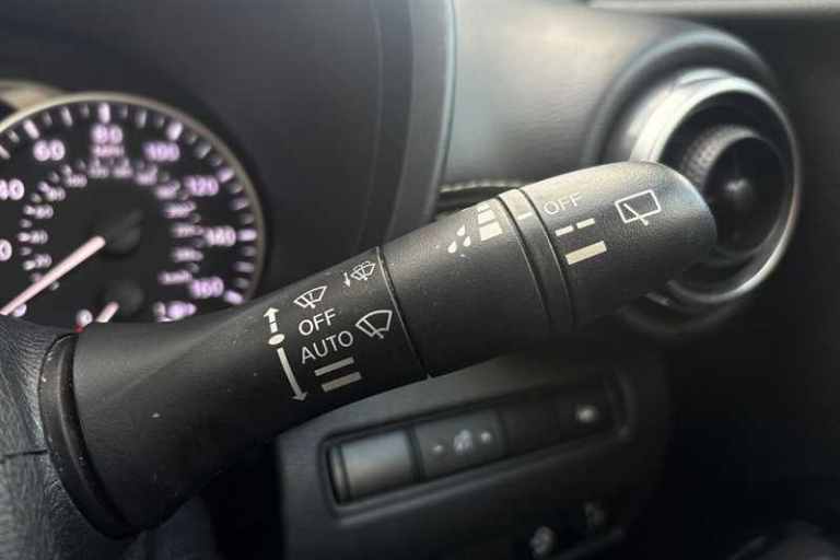 2023 Nissan Juke 1.0 DIG-T 114 N-CONNECTA 5DR Hatchback Petrol Manual