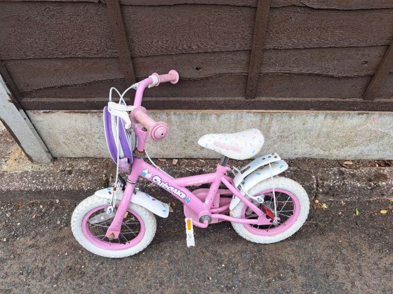 Girls bike
