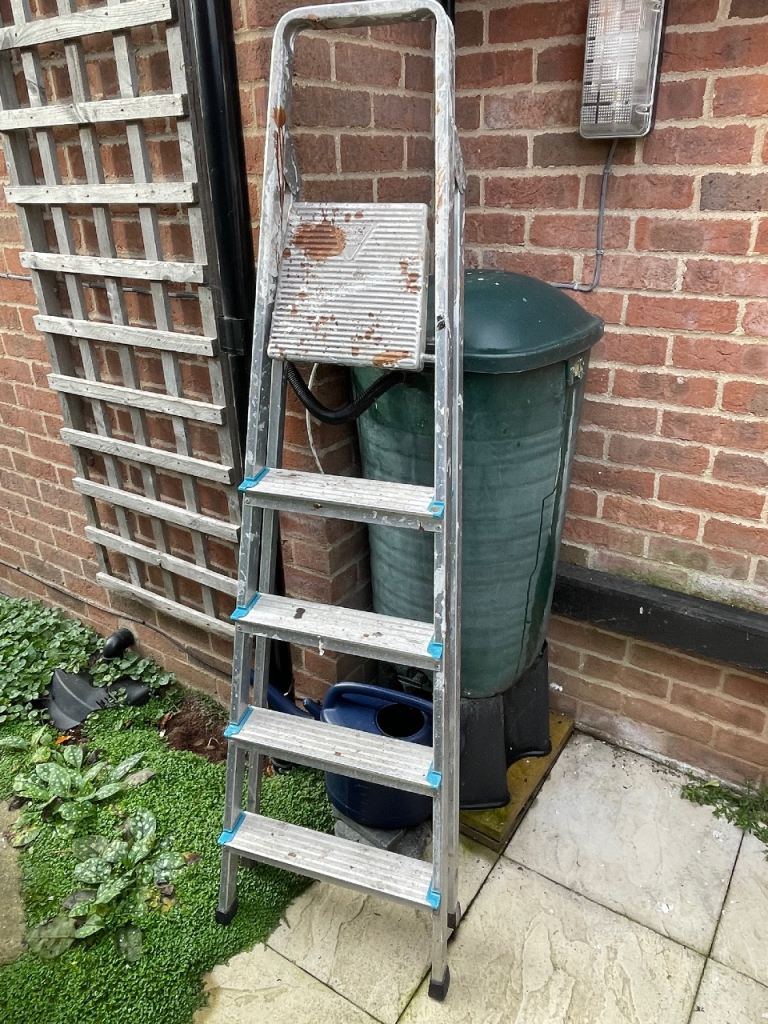 Aluminium Step Ladder – Fair Condition