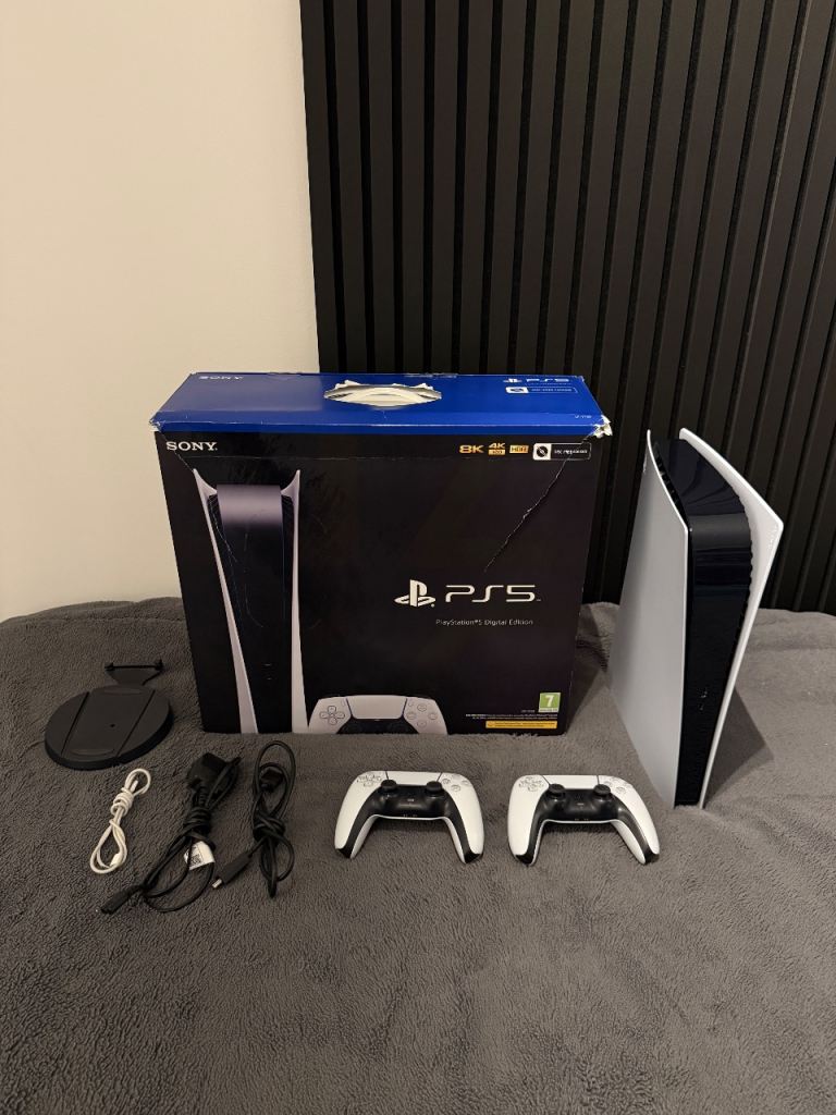 PS5 Digital Edition Bundle