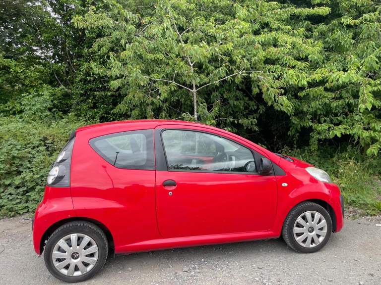 CITROEN C1 1.0 VT 62 REG RED 3 DOOR MOT DECEMBER 19TH 2026 TAX £20 SERVICE HISTORY LOW INSURANCE