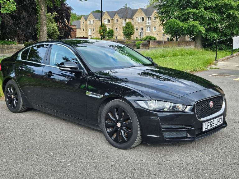 2015 jaguar XE 2.0D £20 Tax Ulez compliant euro 6 full leather Interior heated seats 