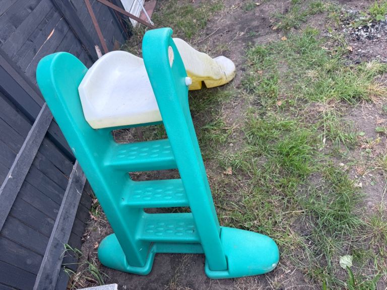 Kids Outdoor Garden Slide – Green and White Plastic