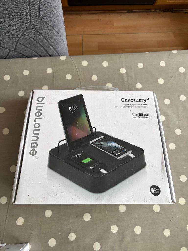 BlueLounge Sanctuary4 Universal Charging Station - NEW