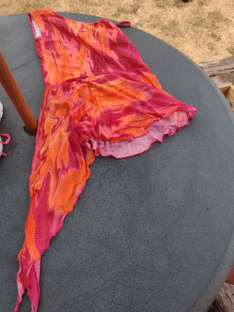 Images orange dance costume size 6 WORN ONCE £10