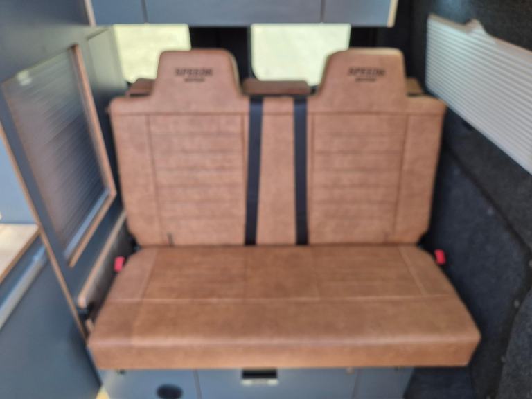 Ford Transit Custom Limited SPEEDS EDITION Camper 130ps 4Berth, HIGH SPEC