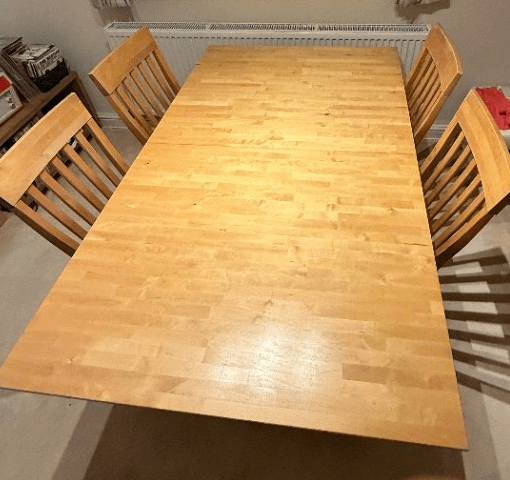 image for Solid oak dining table and chairs set (can deliver)