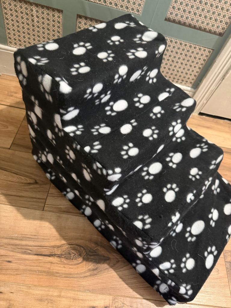 Dog steps 
