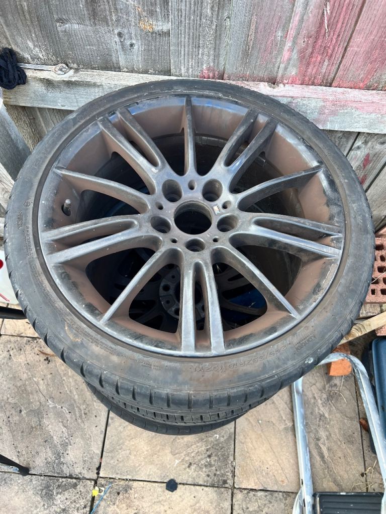 BMW MV3 18” Genuine Staggered Alloy Wheels
