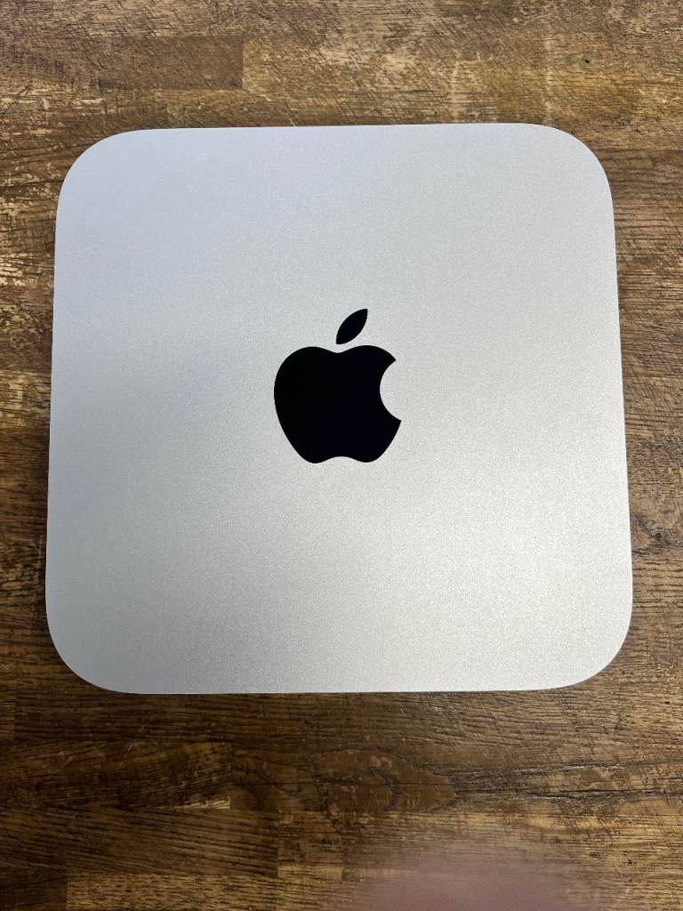 Apple Mac mini 2.6GHz Intel Core i5 16GB RAM 256GB SSD Intel Iris 5100 graphics Logic Pro Photoshop