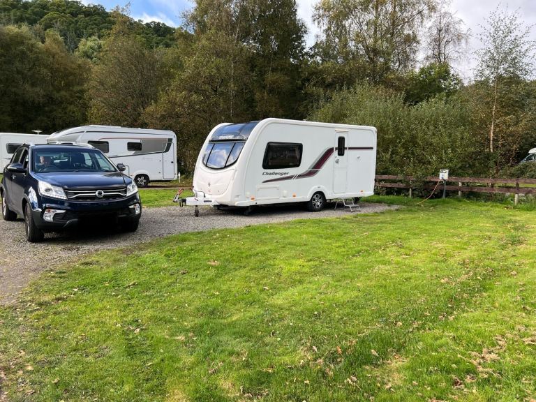 Swift Challenger Caravan 480 2011, SR T5D, 2 Berth.