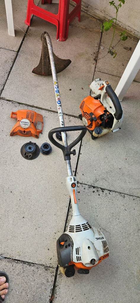 Stihl Petrol Strimmer / Brush Cutter - Good Condition