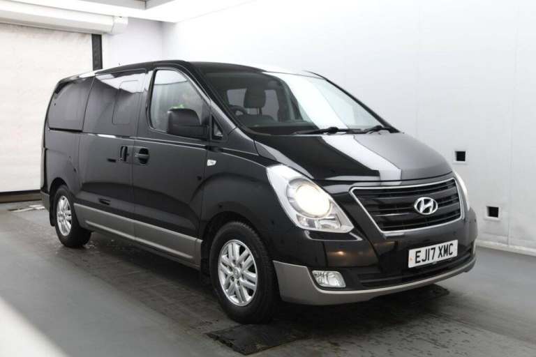 2017 Hyundai i800 2.5 CRDi SE MPV 5dr Diesel Manual Euro 6 (136 ps) MPV Diesel Manual