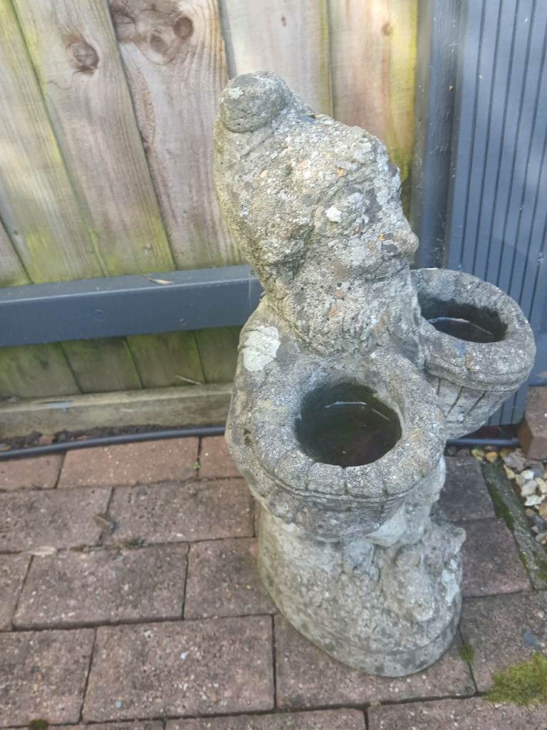 Garden ornament/ statue gnome 