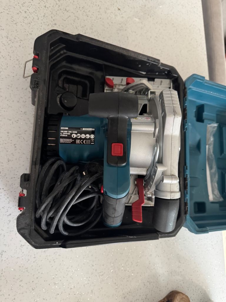 Erbauer Circular Saw