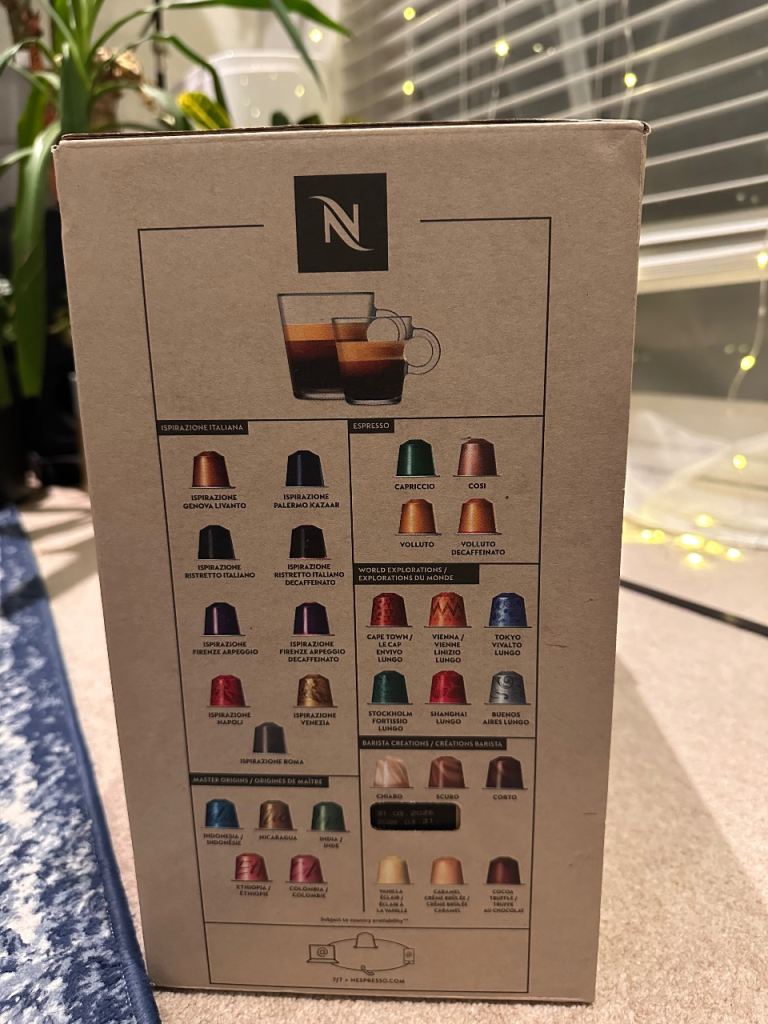 Brand New Nespresso by De’Longhi CitiZ EN167.B – Unopened / Boxed