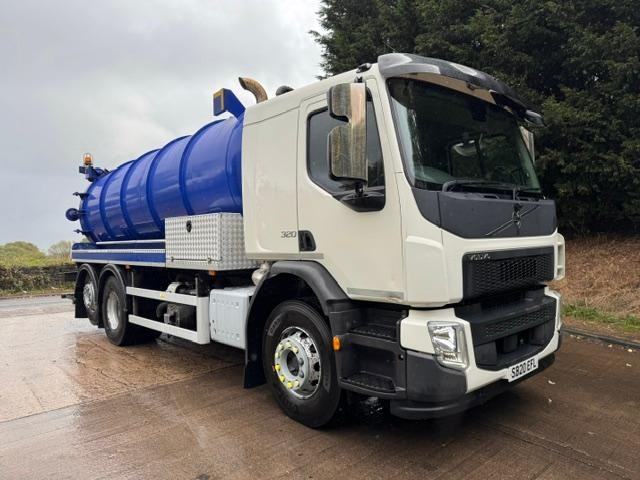 2020 20 Volvo FE 320 E6 6x2 sleeper cab vacuum tanker wash down Jurop pump