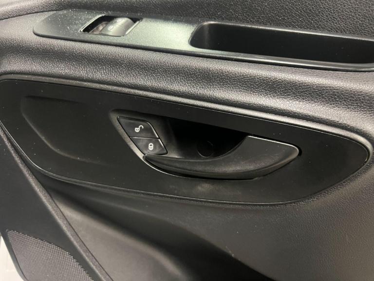 2022 Mercedes-Benz Sprinter 3.5t Progressive Crew Cab Tipper CHASSIS CAB DIESEL Manual