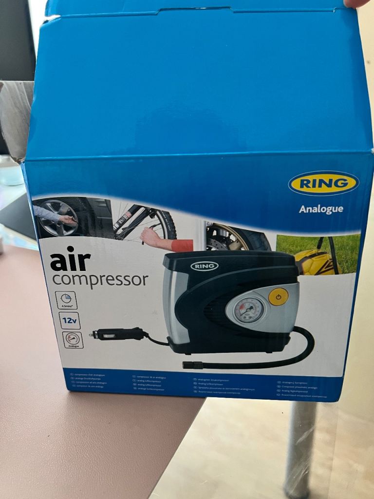 Car tyre air compressor