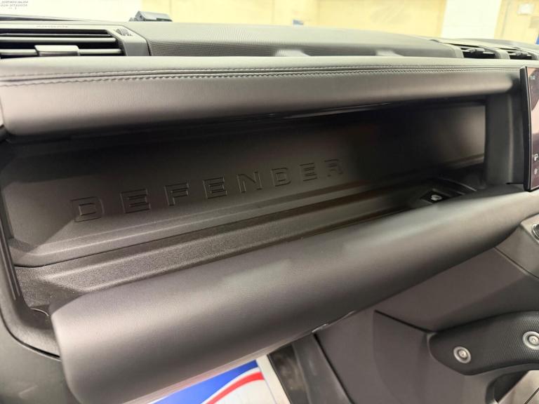 2022 Land Rover Defender 110 5.0 P525 V8 Auto 4WD Euro 6 (s/s) 5dr ESTATE Petrol Automatic