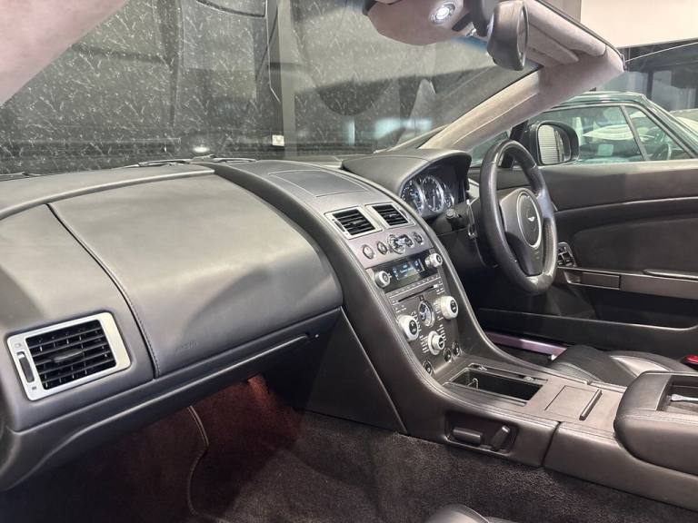 2011 Aston Martin Vantage 4.7 V8 Roadster 2dr Petrol Sportshift Euro 4 (420 bhp) Convertible Petr...