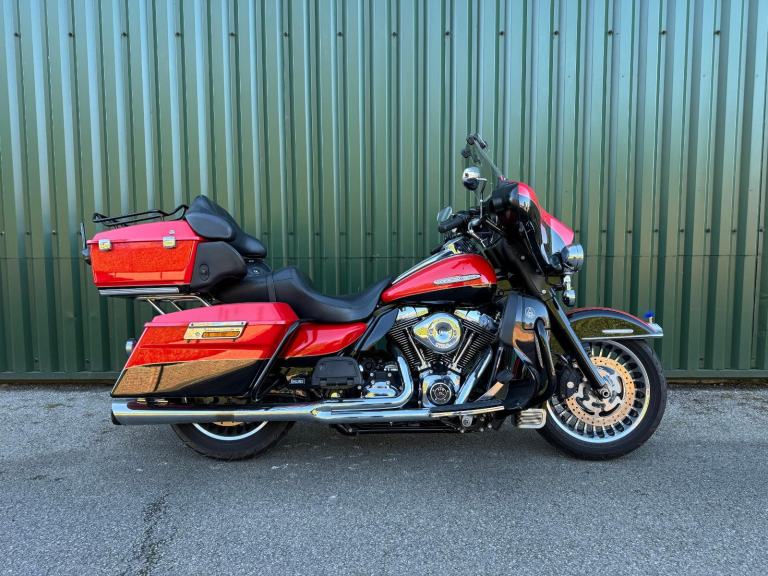 Harley Davidson FLHTK Electra Glide Ultra Limited 110Ci Conversion 2010 31k 