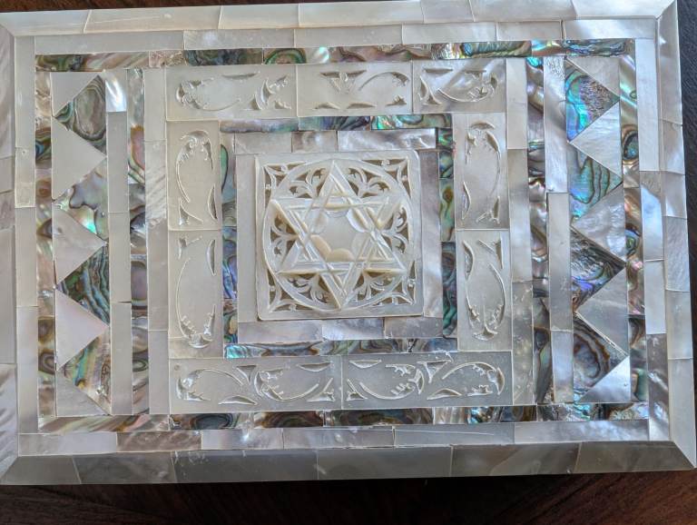 Mother of pearl and Abalone inlaid jewellery or trinket box 