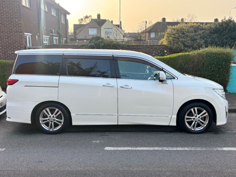 2010 Nissan Elgrand Highway Star Xtronic CVT 2.5L