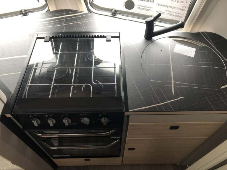 2024 ERIBA TOURING 320 BRAND NEW CARAVAN