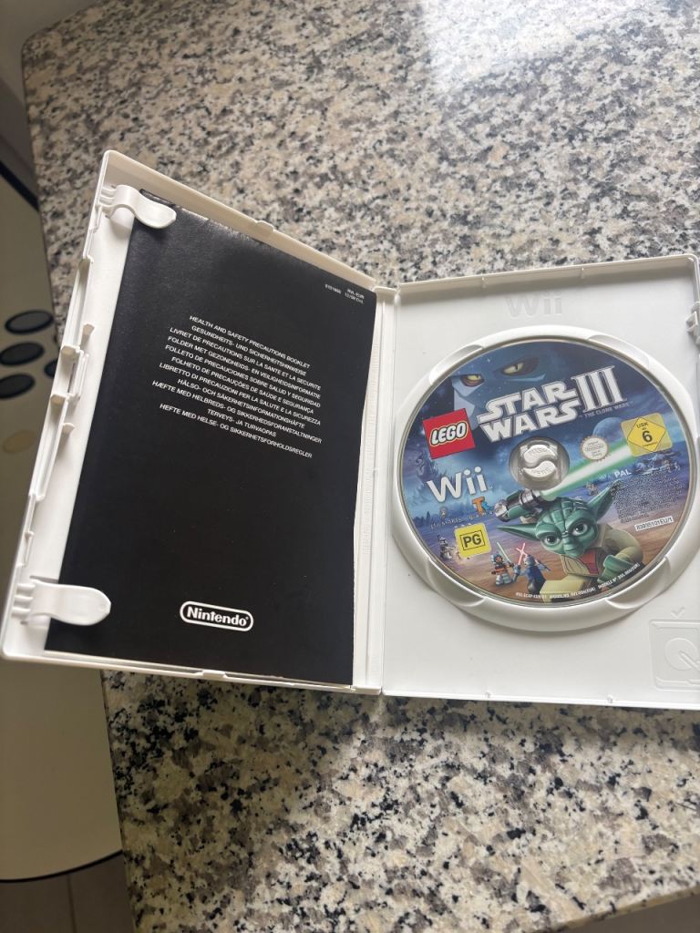 LEGO Star Wars III The Clone Wars Nintendo Wii Game Disc – Toy Story 3 Case