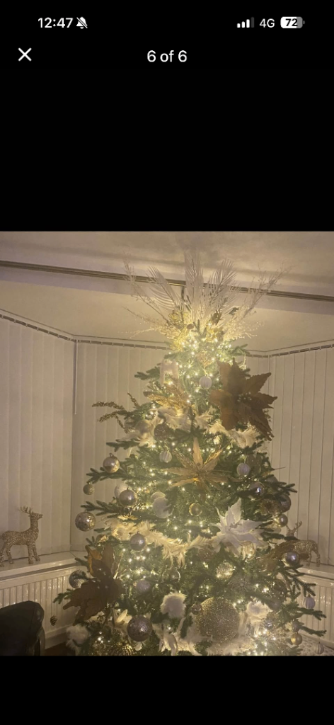 Gold and White Christmas Tree Decorations Bundle – Good Condition