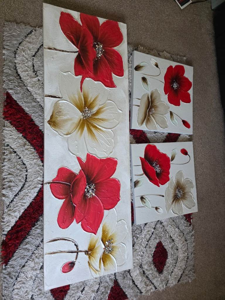 Red and White Floral Canvas Art Set (3 pieces)