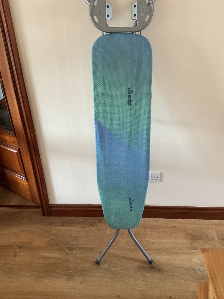 Vileda Ironing Board